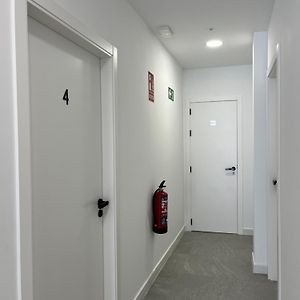 Studio met een King Size Bed met de Toegang voor Gehandicapten